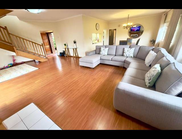 3 BEDROOM HOUSE FOR SALE IN CLARENDON